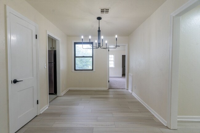 Building Photo - Moore Rent to Own Home!