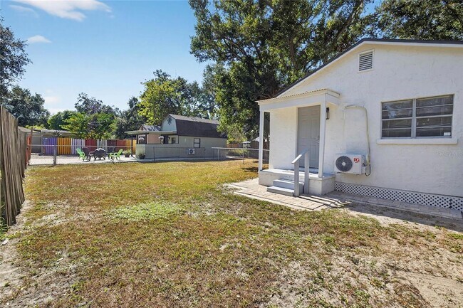 Building Photo - 4214 W Ohio Ave