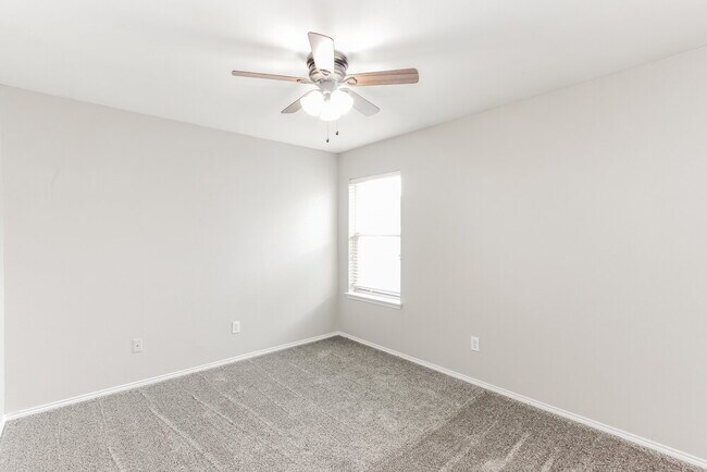 Building Photo - 1009 Crooked Creek Ct