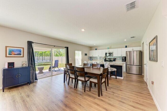 Building Photo - Beautiful Home For Rent In Crosswind Point!