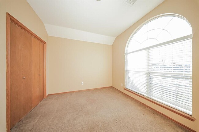 Building Photo - 1141 SW 132nd St