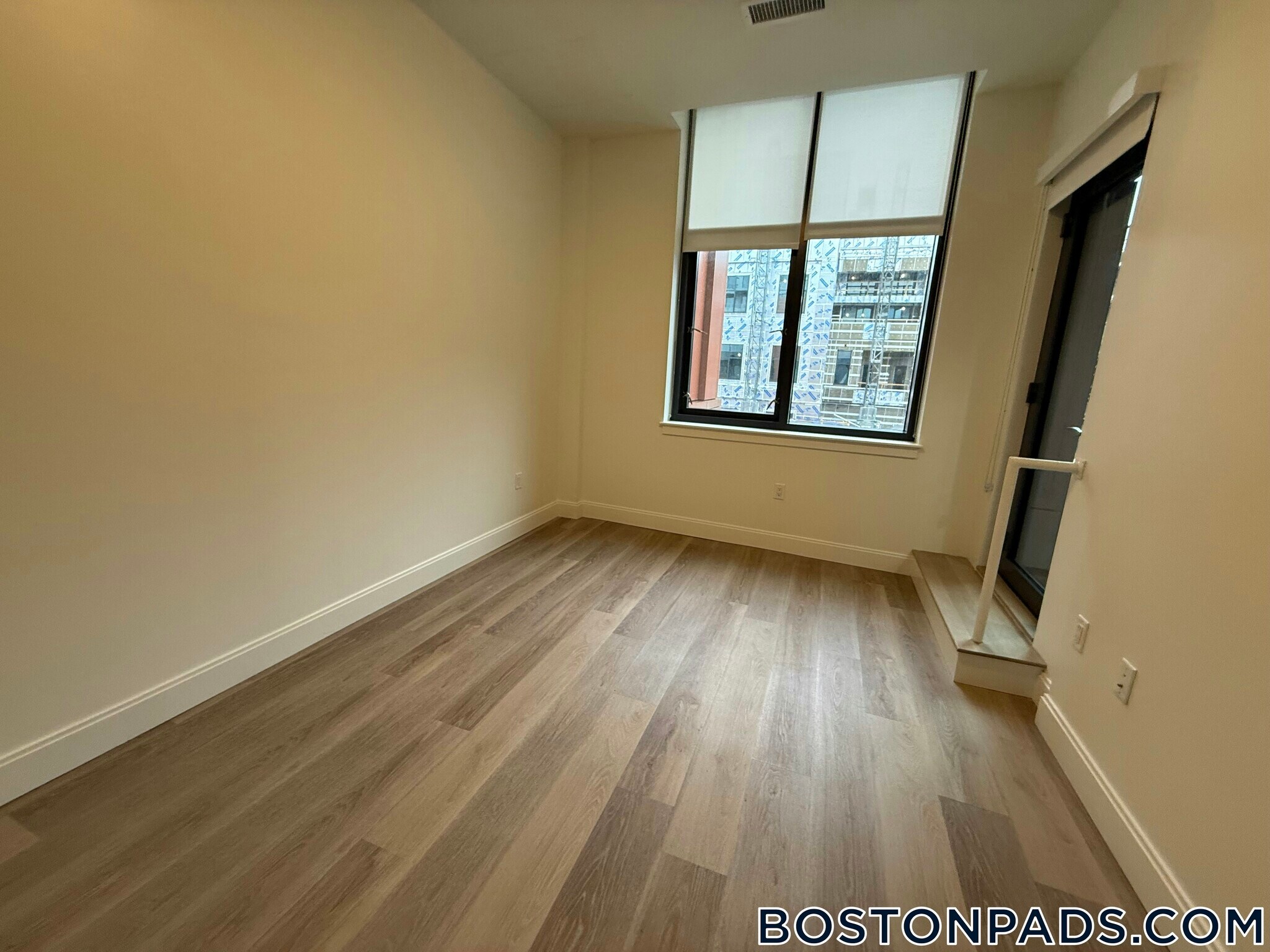 Building Photo - 1079 Commonwealth Ave