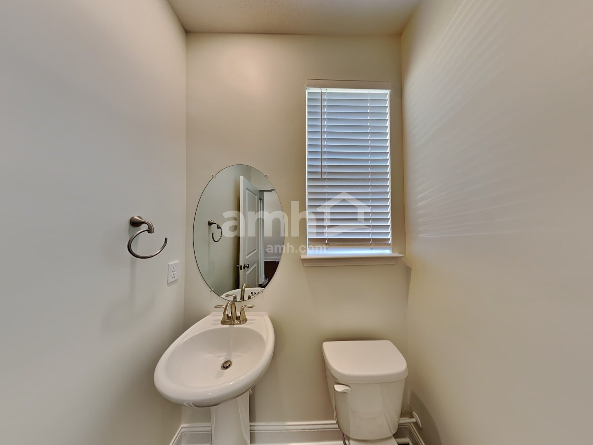 Building Photo - 8082 Minnow Trl