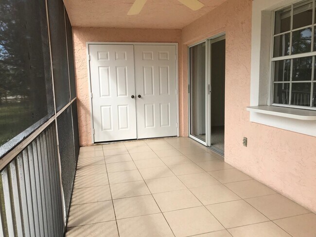 Building Photo - Quail Forest Condo For Rent - Awesome view of the Golf Course!