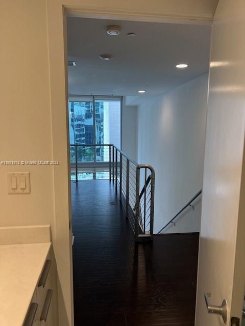 Building Photo - 1060 Brickell Ave