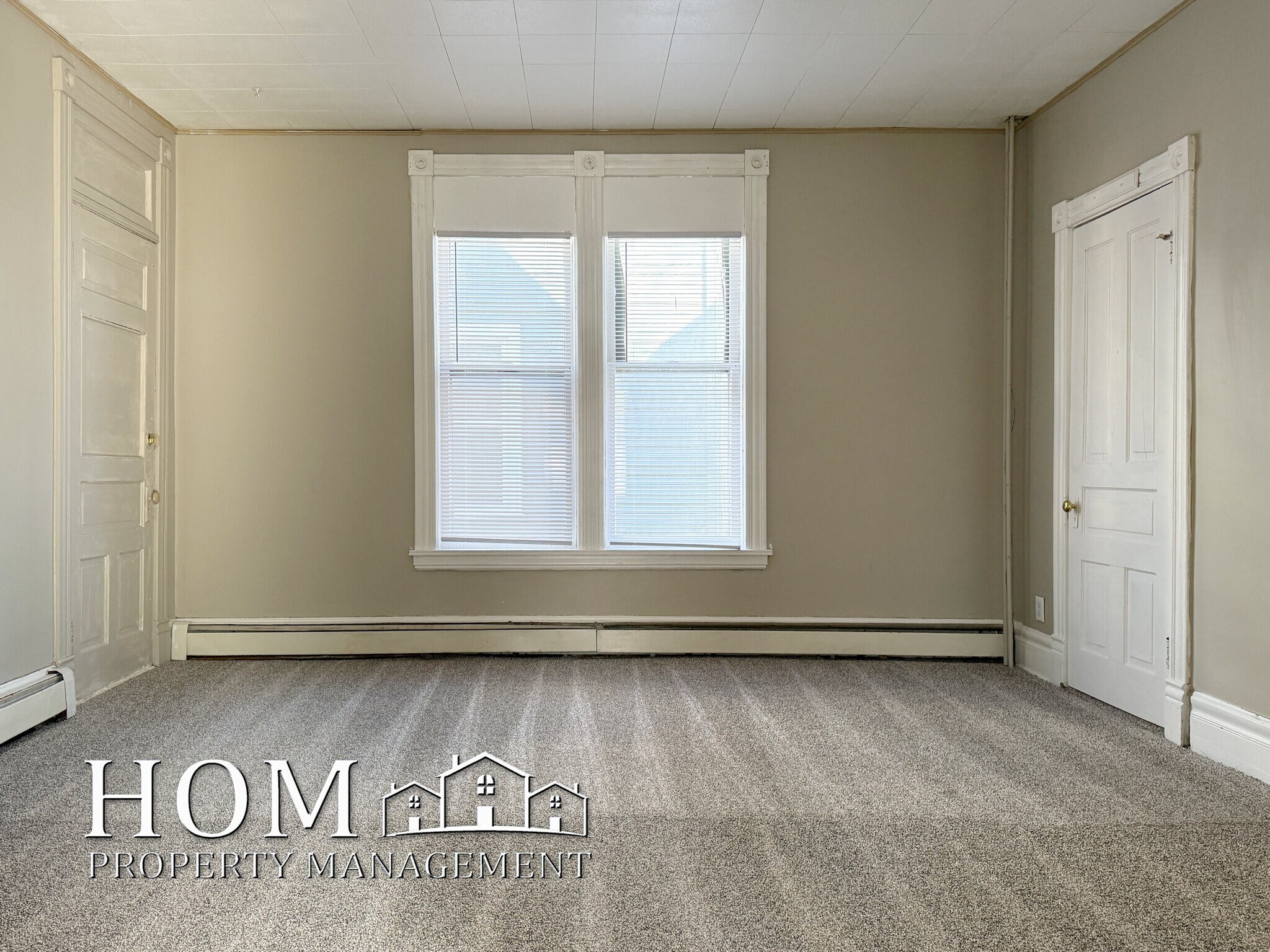 Building Photo - 229 Center St