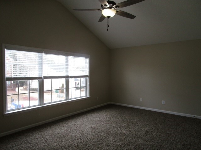 Building Photo - 226 Ashland Dr