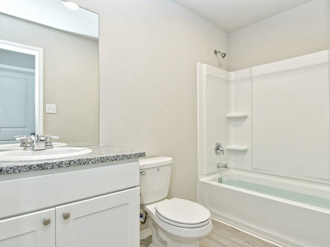 Building Photo - 4 BR/2.5 BA - 1874 SF in San Antonio - WATERWHEEL!!!