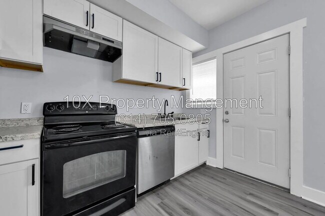 Building Photo - 1536 E Livingston Ave