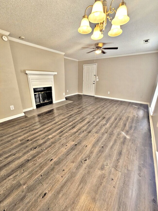 Building Photo - 1509 Halston Cir NW