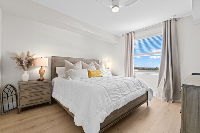 Building Photo - 5651 Double Eagle Cir