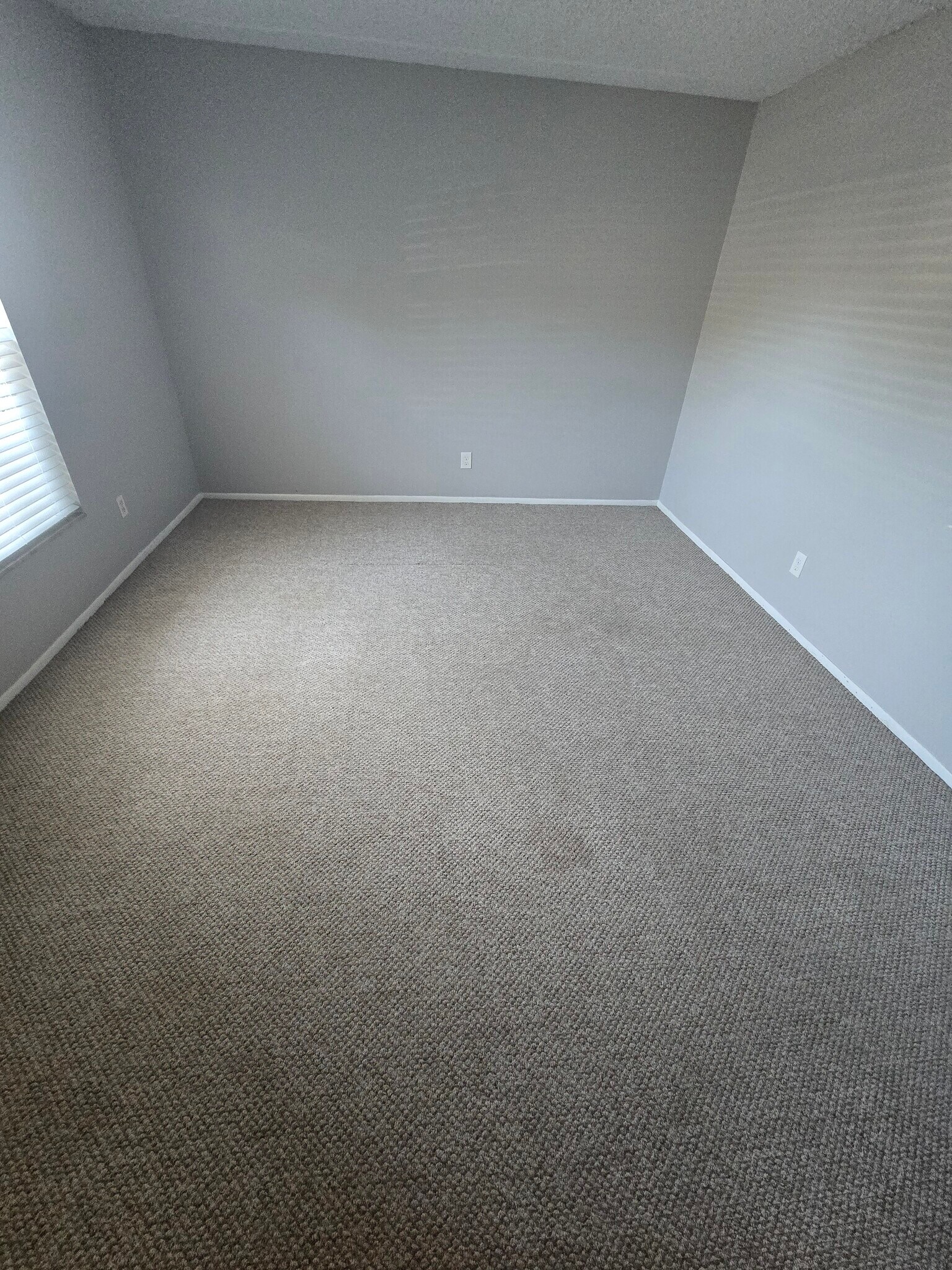 Building Photo - 1335 85th Ter N