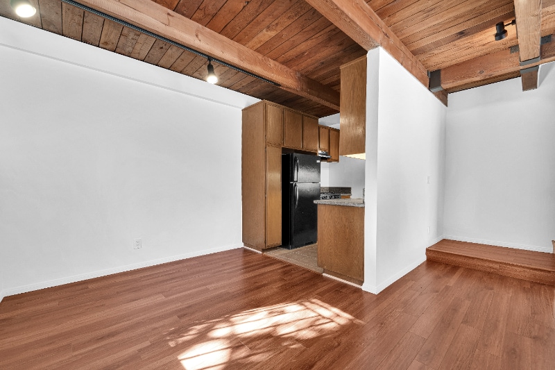 Building Photo - 2717 Griffith Park Blvd