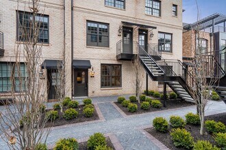 Building Photo - 101 N 6th St