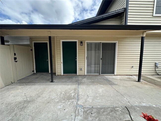 Building Photo - 1817 Townhall Ln