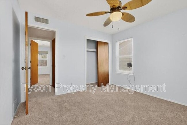 Building Photo - 1225 Del Mastro Dr SW