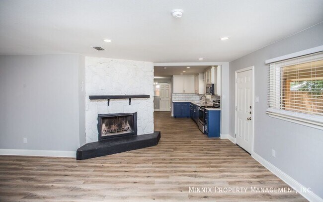 Building Photo - 4316 44th St