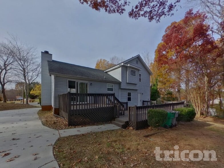 Building Photo - 5801 Leaf Ct