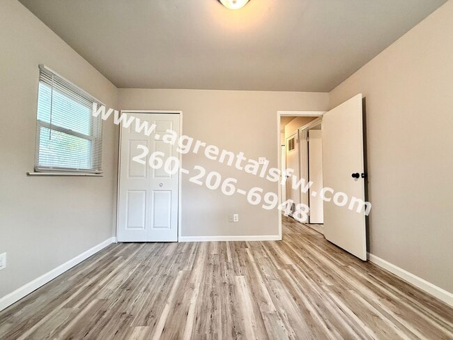 Building Photo - 3405 Dalevue Dr
