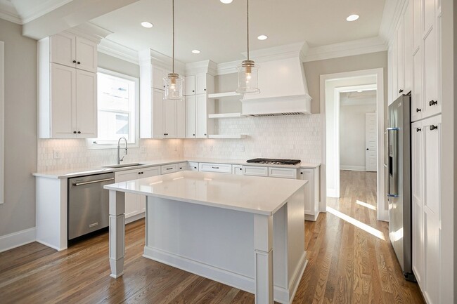 Building Photo - 3025 Long Br Cir