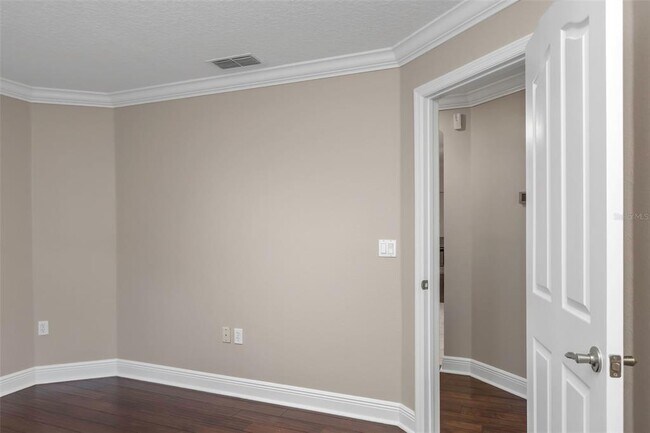 Building Photo - 1141 Baycove Ln