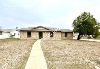 Building Photo - 1714 Westmar Dr