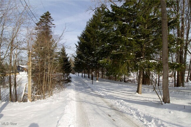 Building Photo - 24434 Emmons Rd