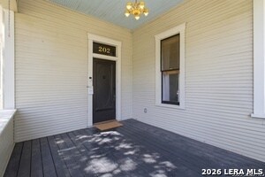 Building Photo - 202 Eads Ave