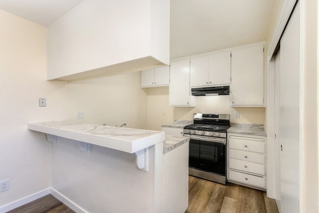 Building Photo - 11650 Garnet Way
