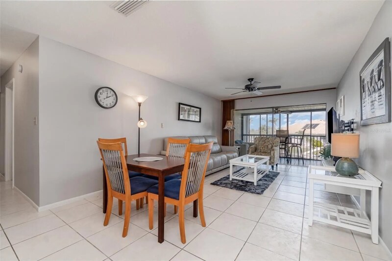 Building Photo - 1423 Mediterranean Dr
