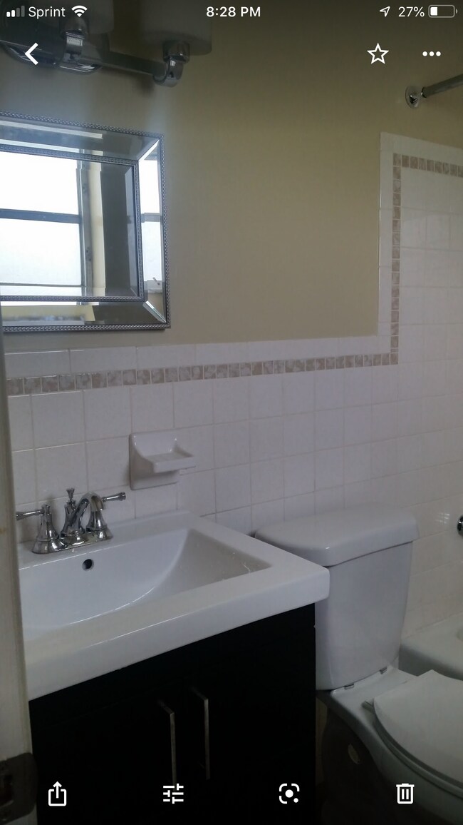 Building Photo - 222 N Federal Hwy