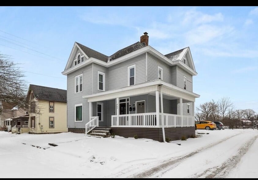 Building Photo - 469 Cleveland Ave