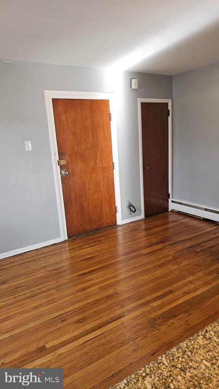 Building Photo - 529 McKinley St