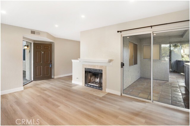 Building Photo - 64 Corniche Dr