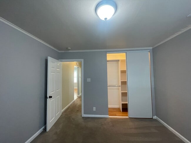 Building Photo - A Colma Gem!