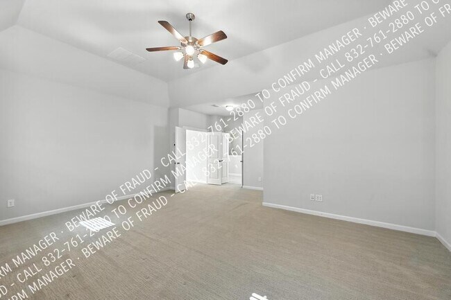 Building Photo - 5413 Harbour Rd