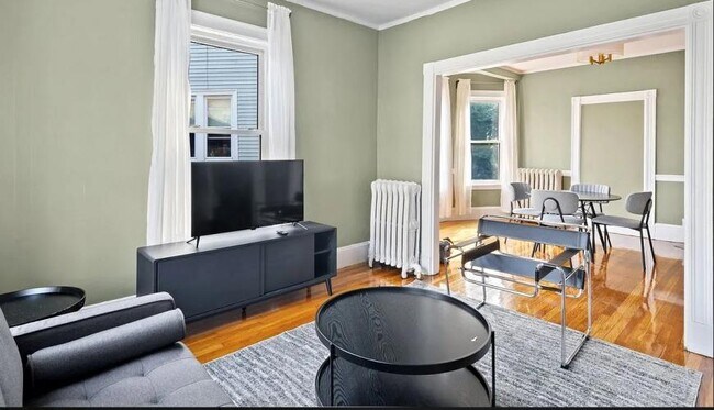 Primary Photo - 6 bedroom in Allston MA 02134