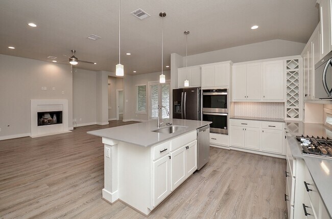 Building Photo - 3506 Gore Creek Dr