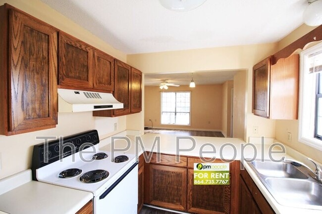 Building Photo - 13 Pointer Ln
