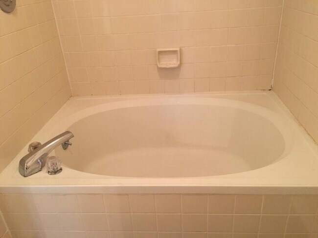 Building Photo - Gorgeous Home in Crowfield Plantation!