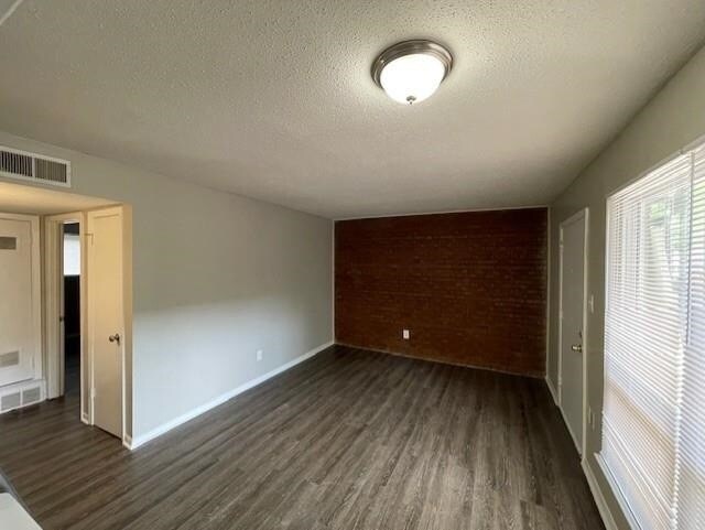 Building Photo - 605 Patterson St