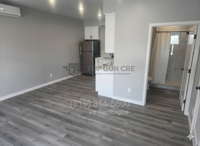 Building Photo - 4868 Fond Du Lac Ct