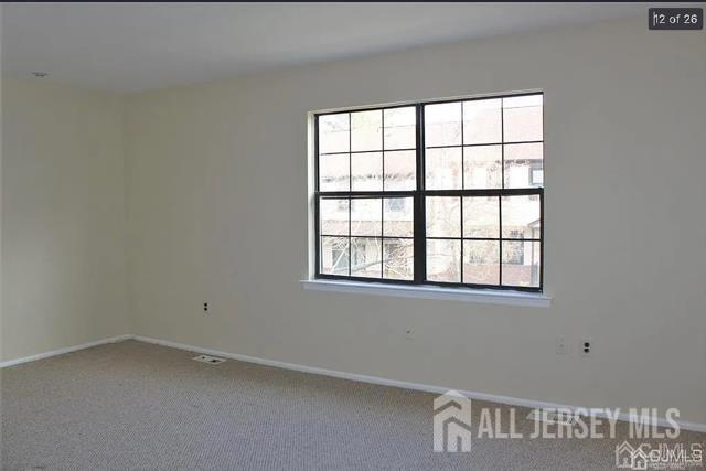 Building Photo - 1363 Thomas Ave