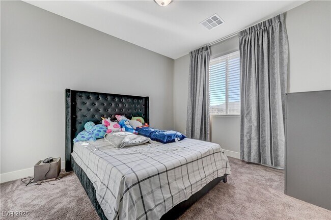 Building Photo - 7572 Mount Spokane Ct