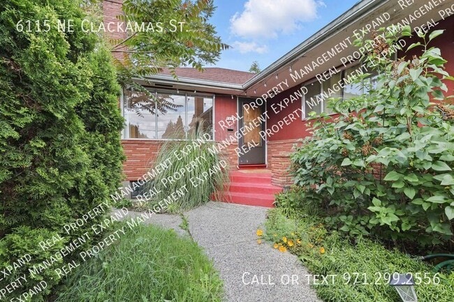 Building Photo - 6115 NE Clackamas St