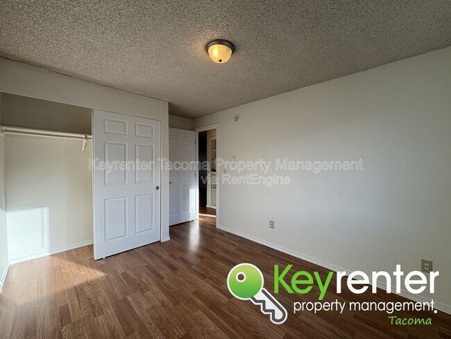 Building Photo - 1412 S I St