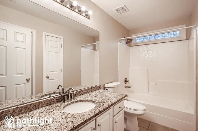 Building Photo - 4 br, 2.5 bath House - 142 Piedmont Ln UNIT