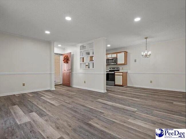 Building Photo - 701 Coventry Ln