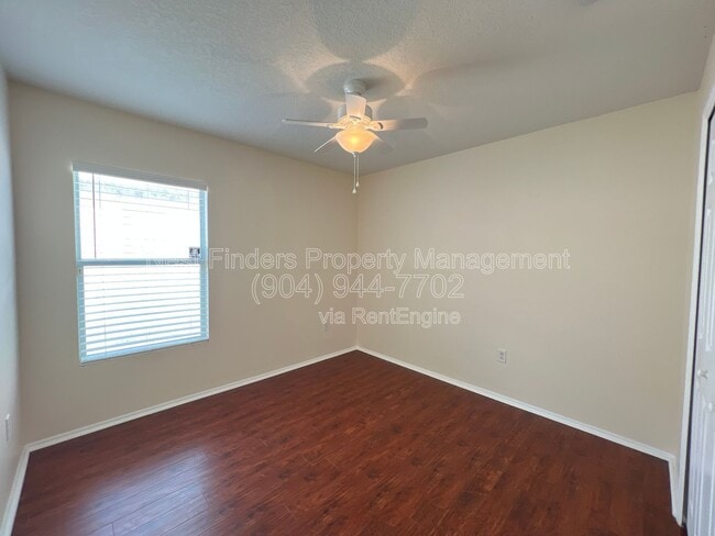 Building Photo - 395 Candlebark Dr