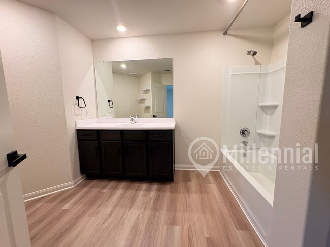 Building Photo - 24009 Wilde Dr
